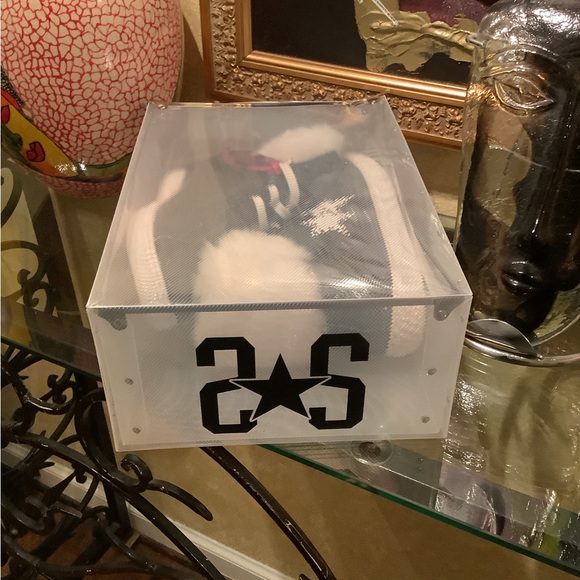 2Star high top sneakers with fur. - Picture 7 of 8